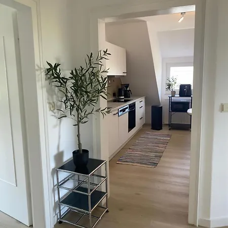 Wunderschoenes Loft, Lage Und Ruhig, Frisch Saniert, Daire